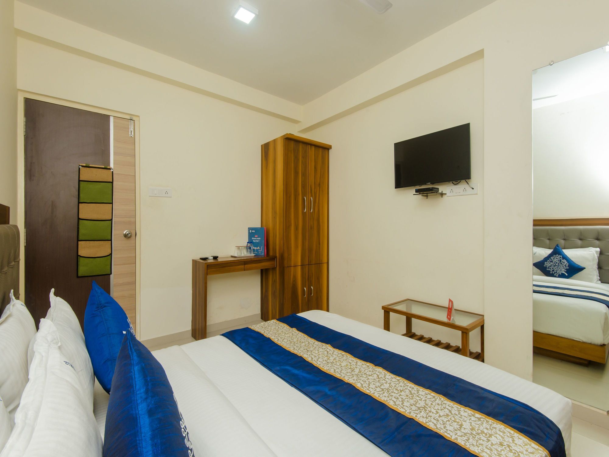 Oyo 11441 Hotel Blue Bells Residency Bombay Extérieur photo